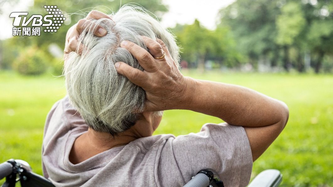 中風患者的血壓控制要非常小心。(示意圖/shutterstock達志影像)