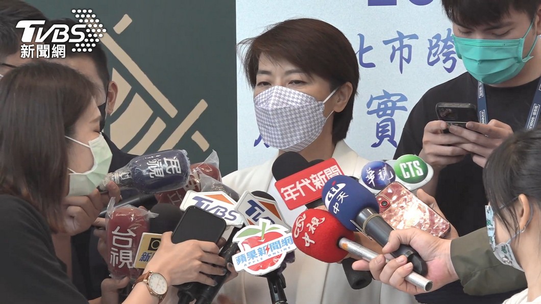 公務員被「公開處刑」 黃珊珊:未來不讓基層去議會備詢