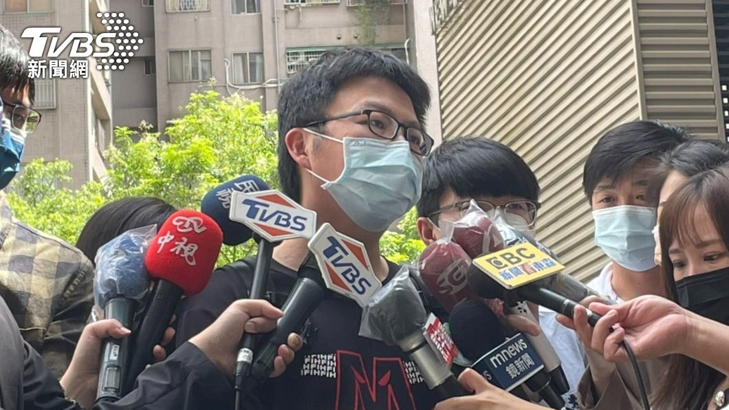 恩恩爸質疑譯文少關鍵句「沒法派車」 新北消防局回應了