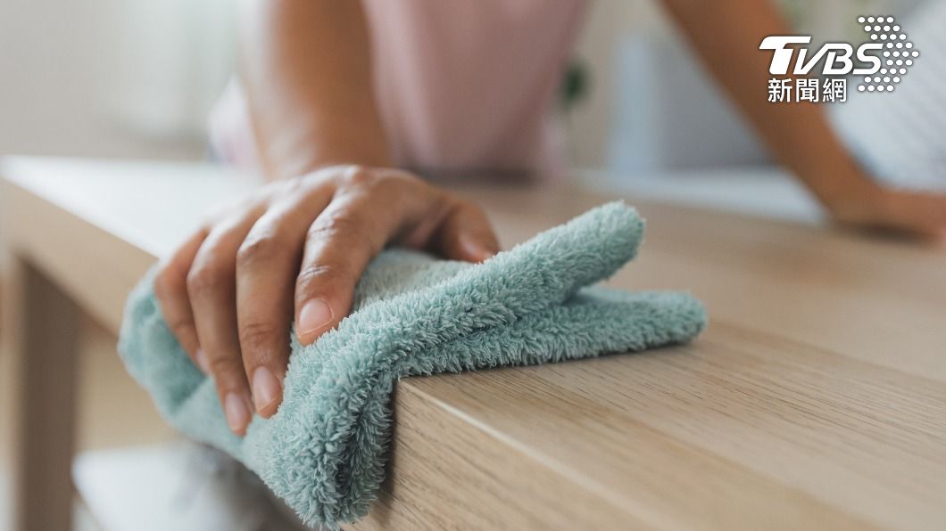 抹布、海綿有洗不掉的污漬,務必換新。(示意圖/shutterstock達志影像)