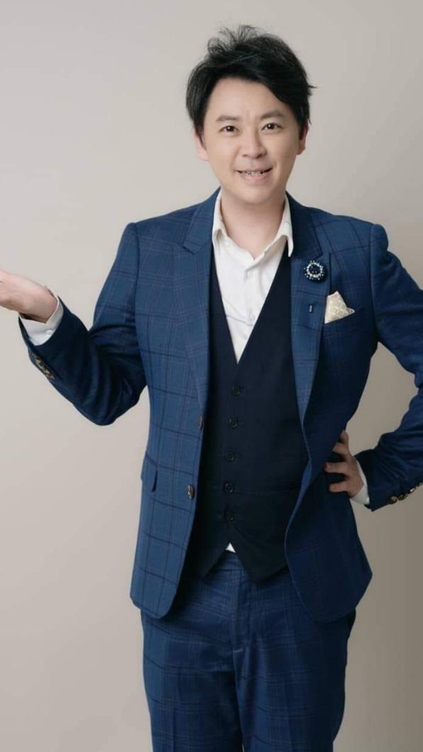 小孟老師指出2022年6月16日將會再發生「七星連珠」的情況。(圖/翻攝自小孟老師星座塔羅牌之清水孟臉書)
