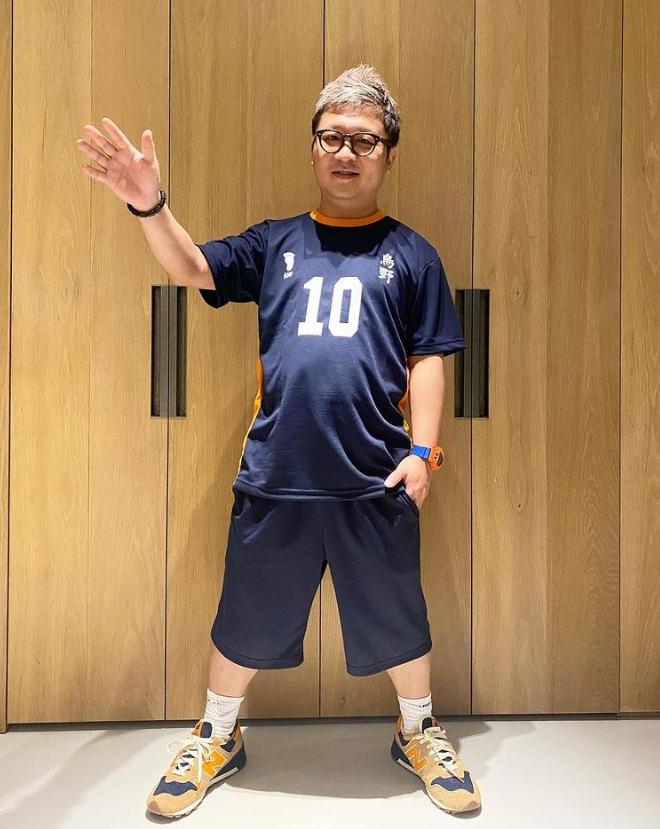 納豆久違曝光全身照。（圖／翻攝自納豆IG）