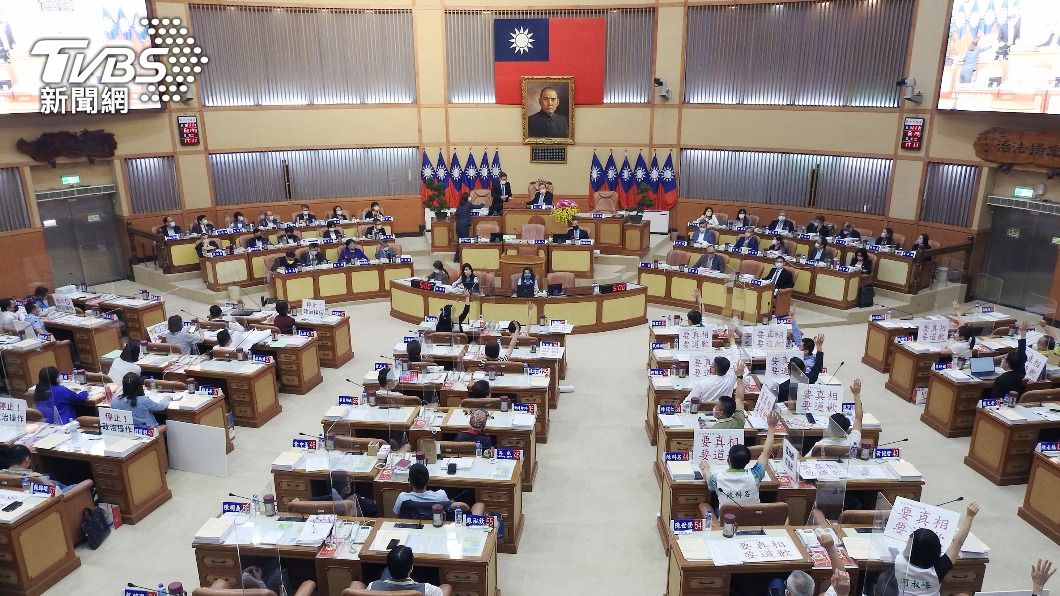 國民黨團反對 新北議會邀侯友宜報告「恩恩案」未過