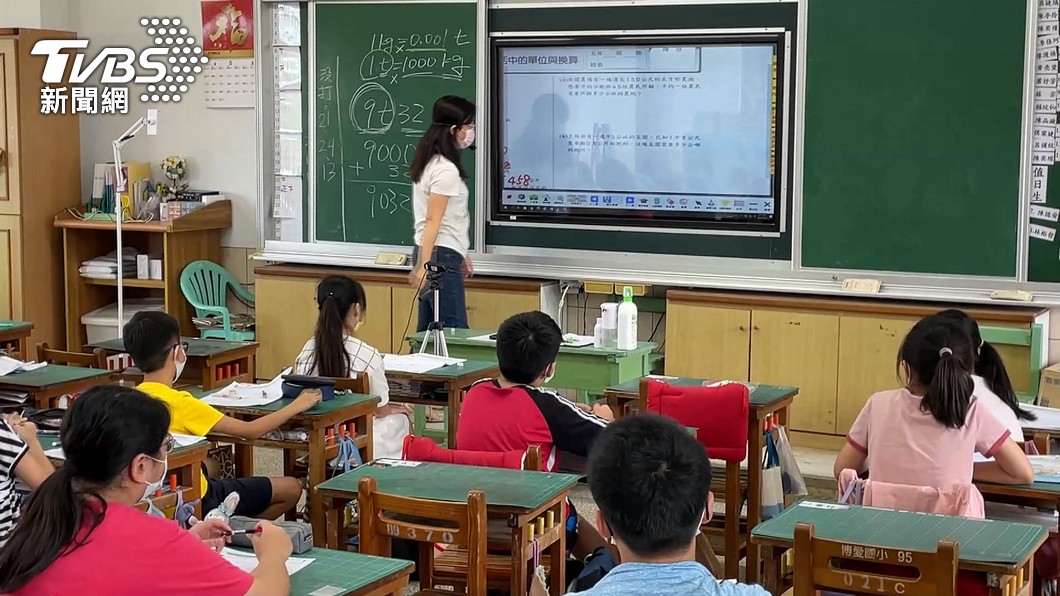 兄弟姊妹同年級能否選同班? 教育部將與各縣市研商