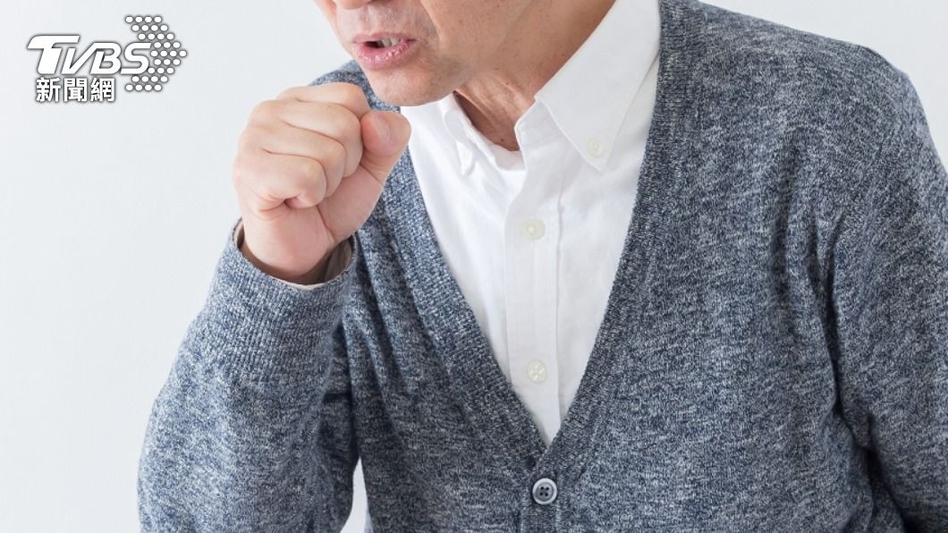 65歲男頭詭長腫塊!不會痛卻失聲 一查「驚罹肺癌末期」