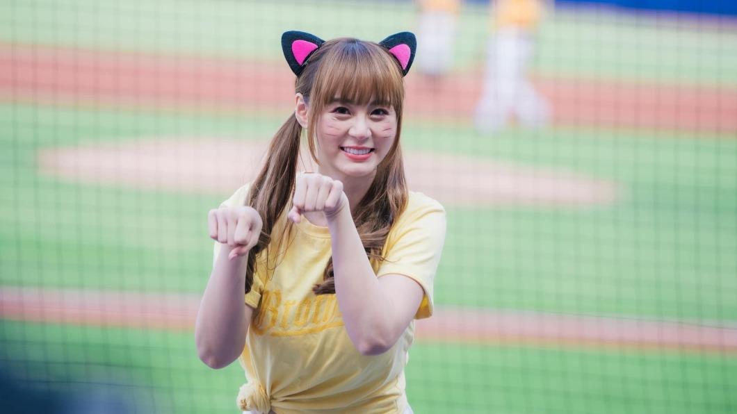 啦啦隊女神短今。（圖／浪LIVE提供）