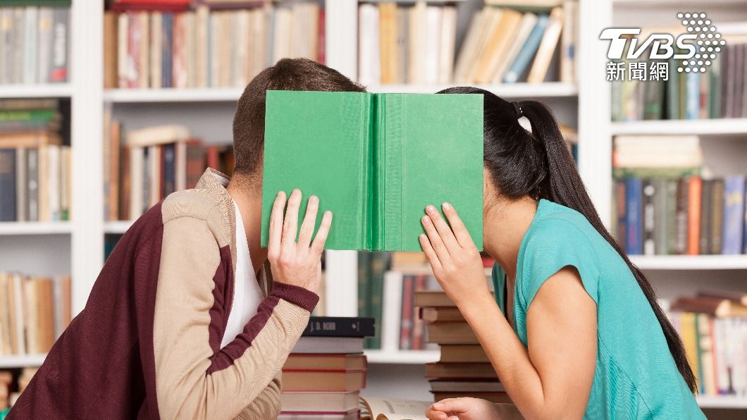 大學必修戀愛學分。(示意圖/shutterstock達志影像)