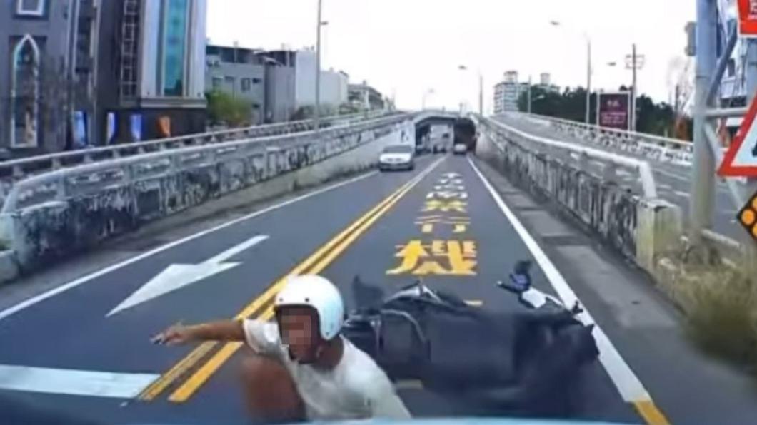 雙方都受到輕傷。(圖/翻攝自爆料公社)