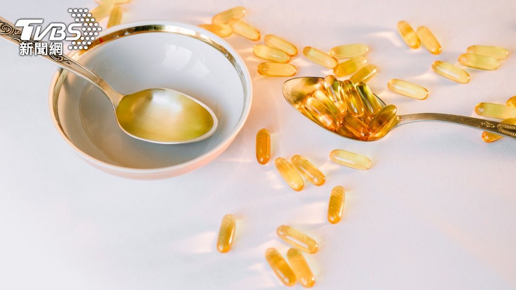 專家建議有偏頭痛者,可以多補充維生素或Omega-3。(示意圖/shutterstock達志影像)