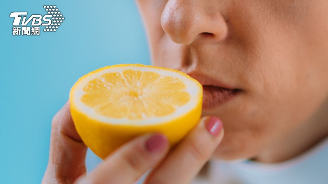 多數研究人員傾向讓患者接受氣味訓練。(示意圖/shutterstock達志影像)