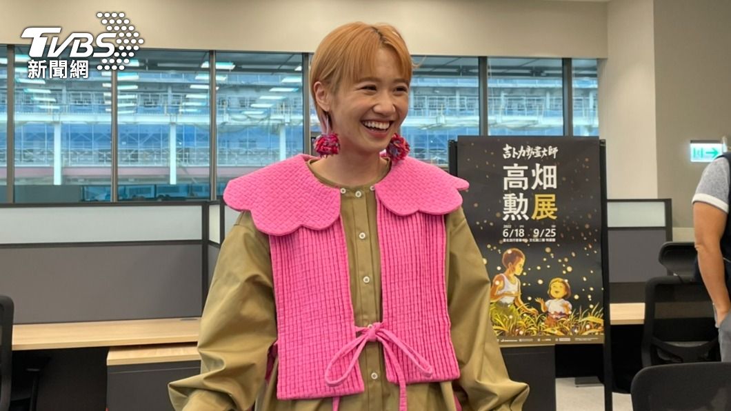 Lulu的粉紅色小背心相當吸睛。(圖/謝佩樺攝)