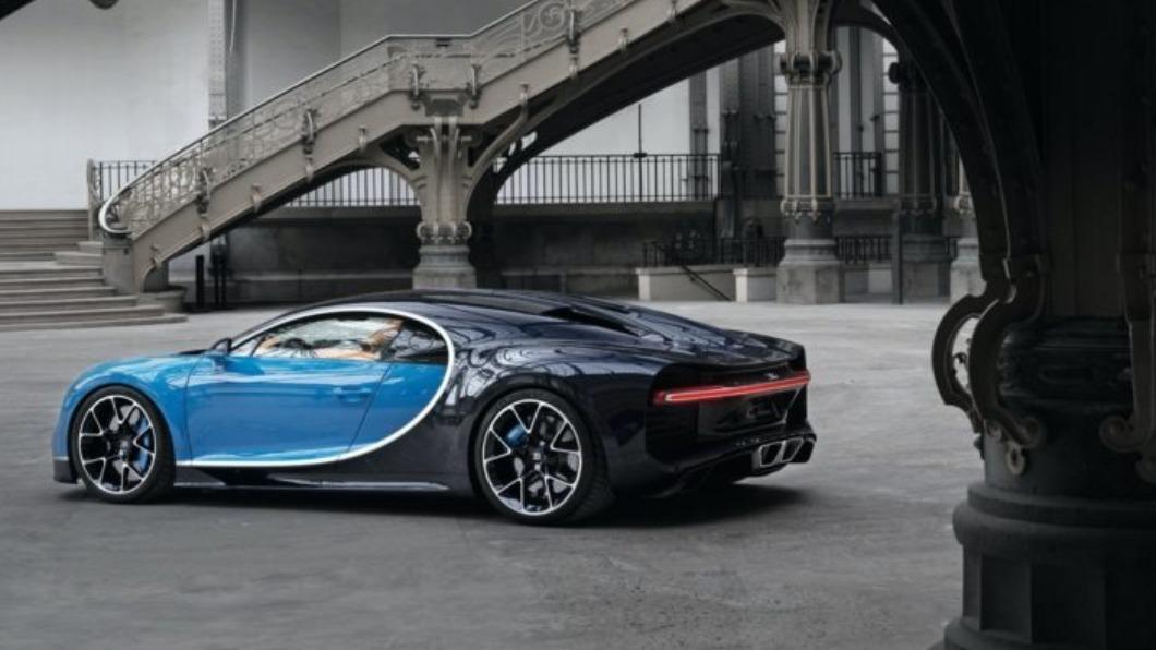 Bugatti Chiron在國外的售價高達240萬歐元。(圖/ Bugatti提供)