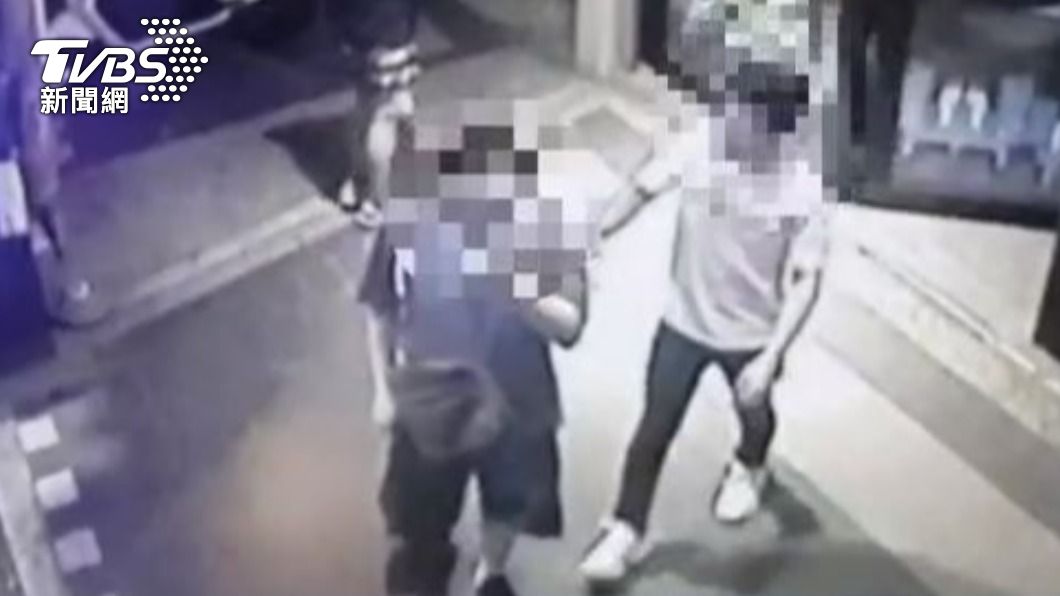 前幾天就看你不順眼!酒客衝突嗆這句 3打1險破頭