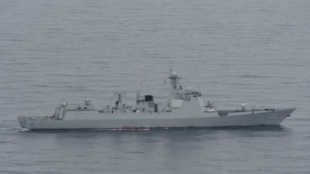 俄羅斯5艘軍艦穿過沖繩本島與宮古島之間 日本警戒