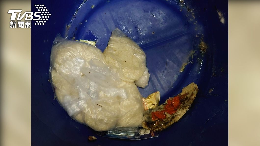 聖稜線救命加壓艙 疑被登山老手惡意破壞當垃圾桶