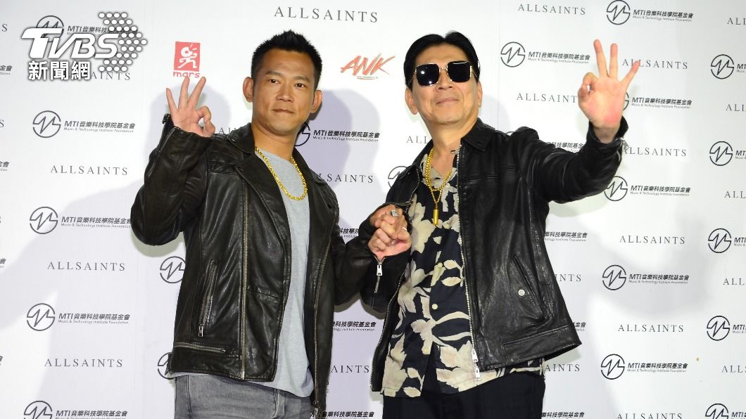顏正國（左）、高捷出席《少年吔，安啦！》30週年致敬合輯記者會。（圖／許方正攝）