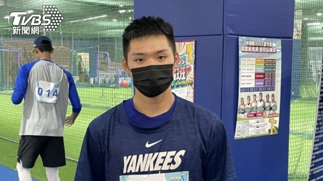 郭泰呈意外練出決勝指叉球 將挑戰中職選秀