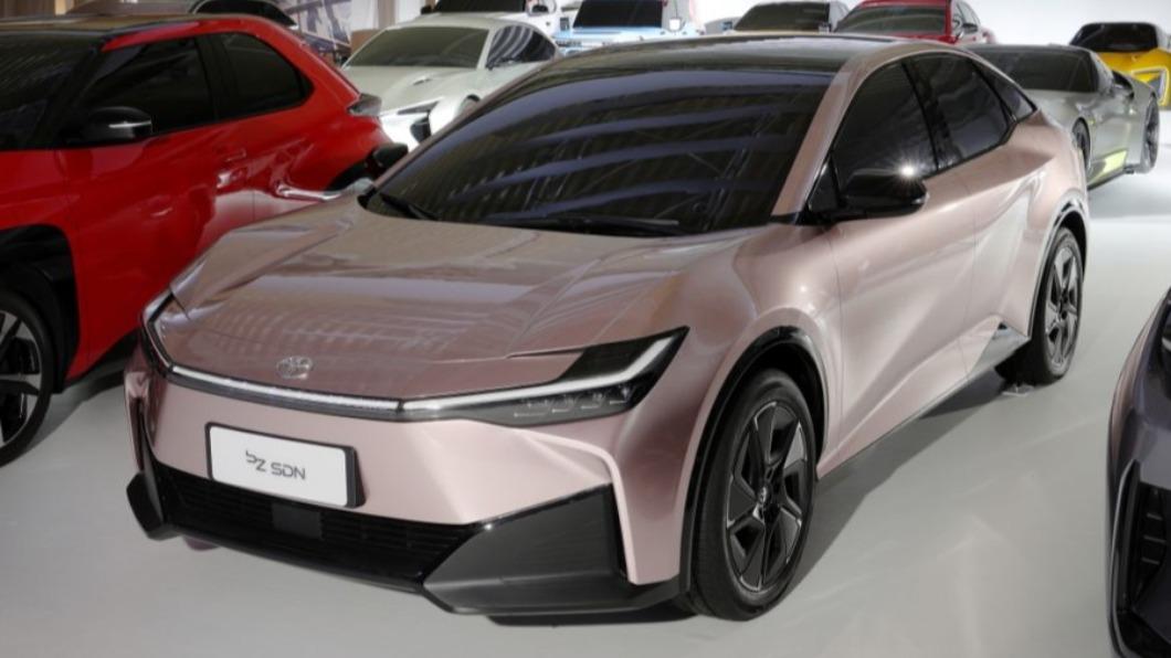 Toyota下一輛電動車專利圖流出! 暗示純電Corolla將登場