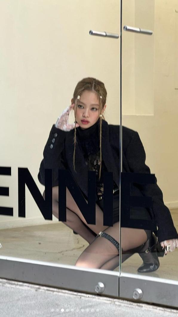 Jennie 擁有人間香奈兒的稱號。（圖／翻攝自＠jennierubyjane IG）