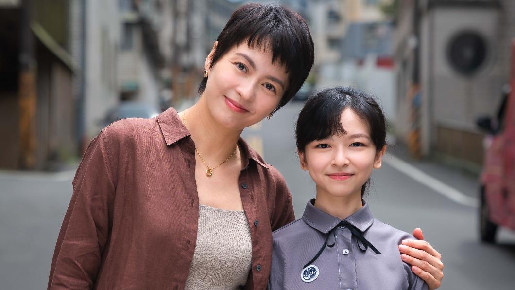 梁詠琪首接台劇《聰明鎮》!與金馬新人演出母女 「驚人卡司」公開