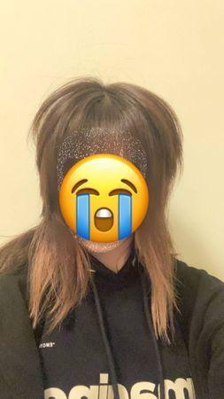 雙胞胎爸爸在臉書貼出女兒洗完頭的樣子。(圖/翻攝自蔡爸爸臉書)