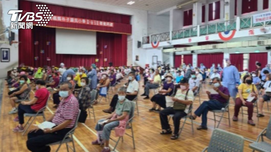 嘉縣設假日接種站　5成長者打完第4劑疫苗