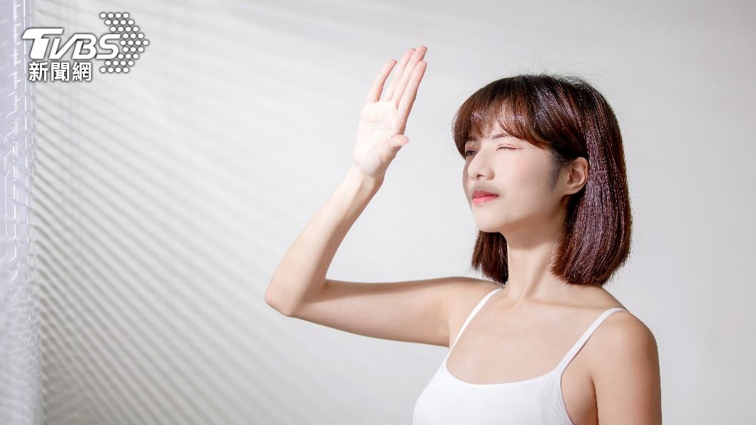 醫生說明,過度防曬將會造成人體無法吸收維生素D。(示意圖/shutterstock達志影像)