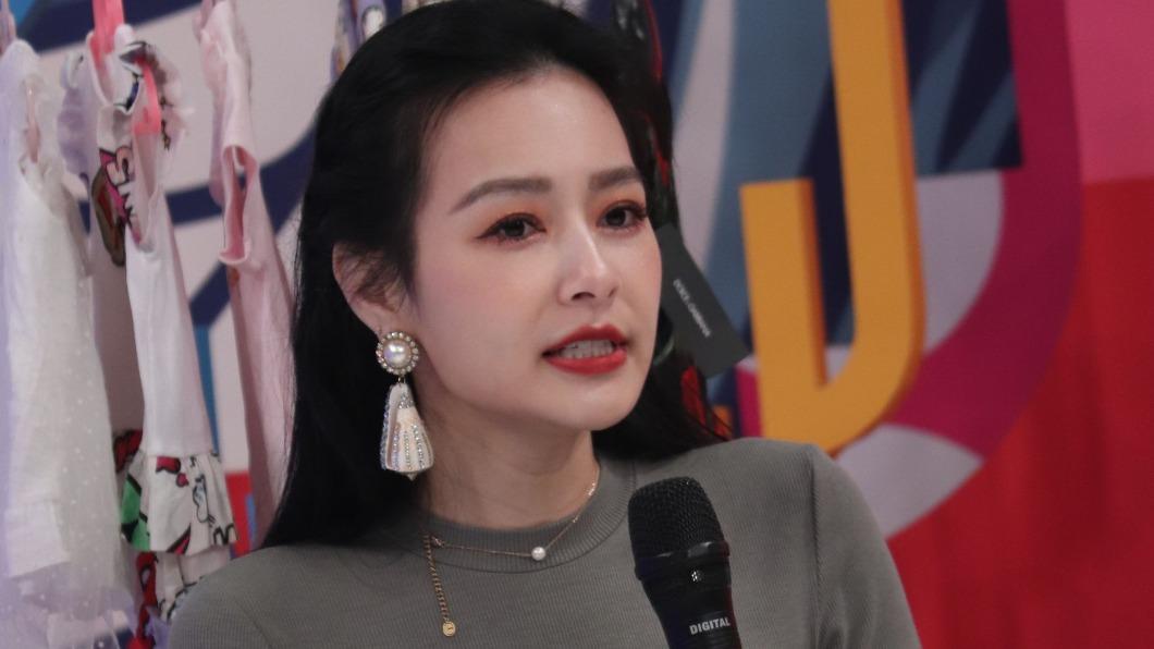王思佳願意花錢幫女兒打扮。（圖／中天提供）