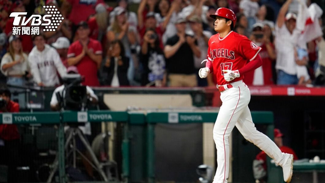 大谷翔平9下擊出追平戰局的3分砲。(圖/達志影像美聯社)