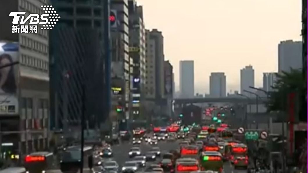 忠孝西路禁行機車44年。（圖／TVBS）