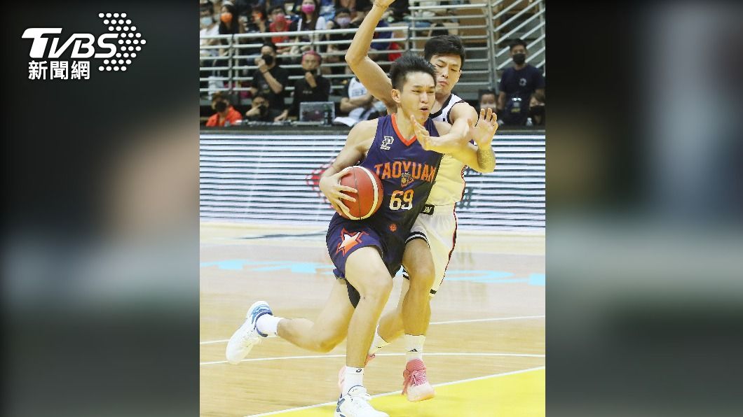 PLG盧峻翔如微波爐瞬間能發燙 高票獲選年度第六人