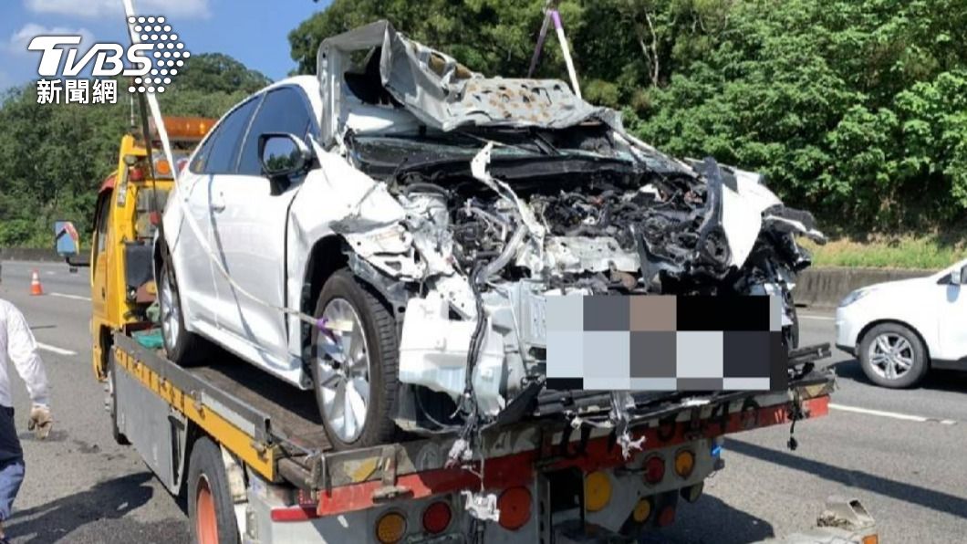國1苗栗兩事故!自動跟車、恍神都撞上工程車 1駕駛傷
