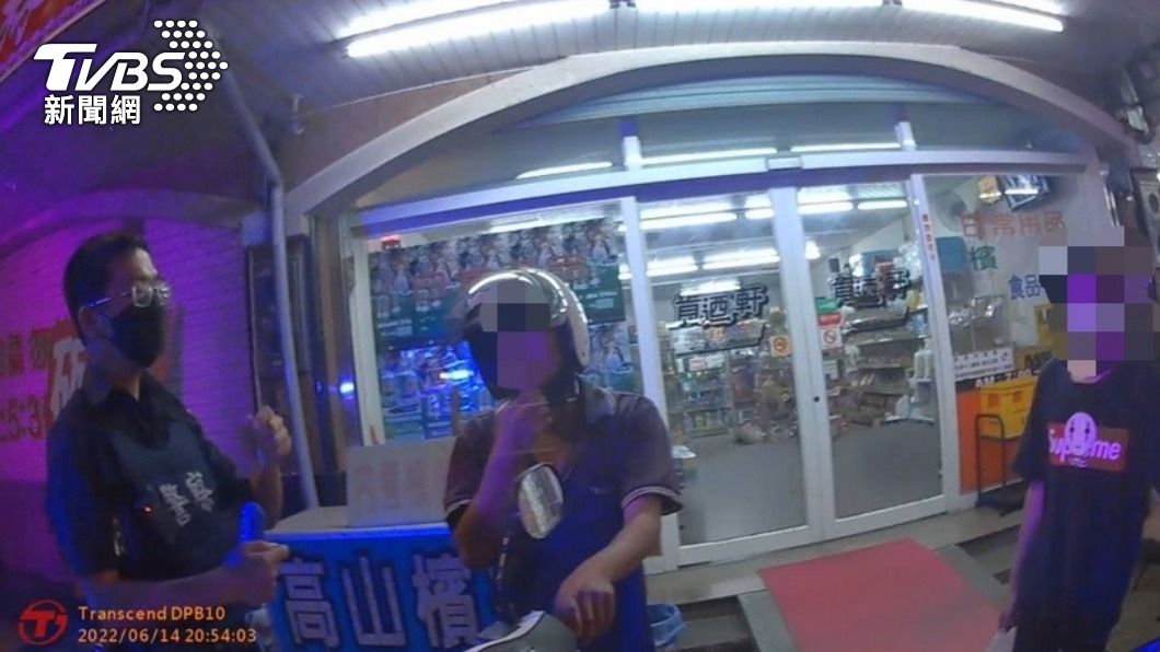 啊我確診ㄟ!嘉義染疫男酒駕+違規外出 攔查警嚇傻