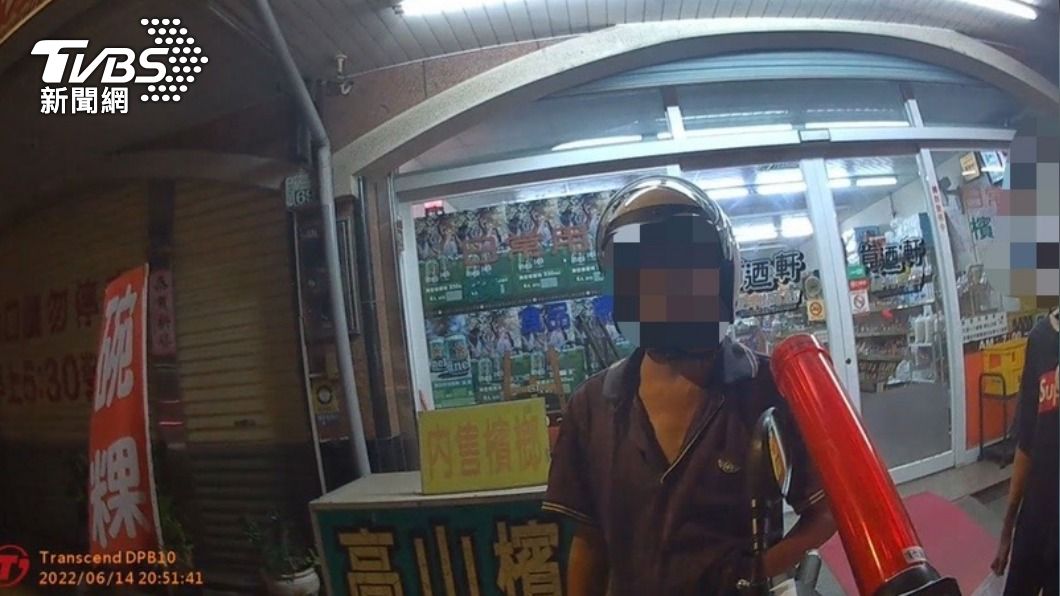 謝男酒測完才說自己確診。(圖/TVBS)