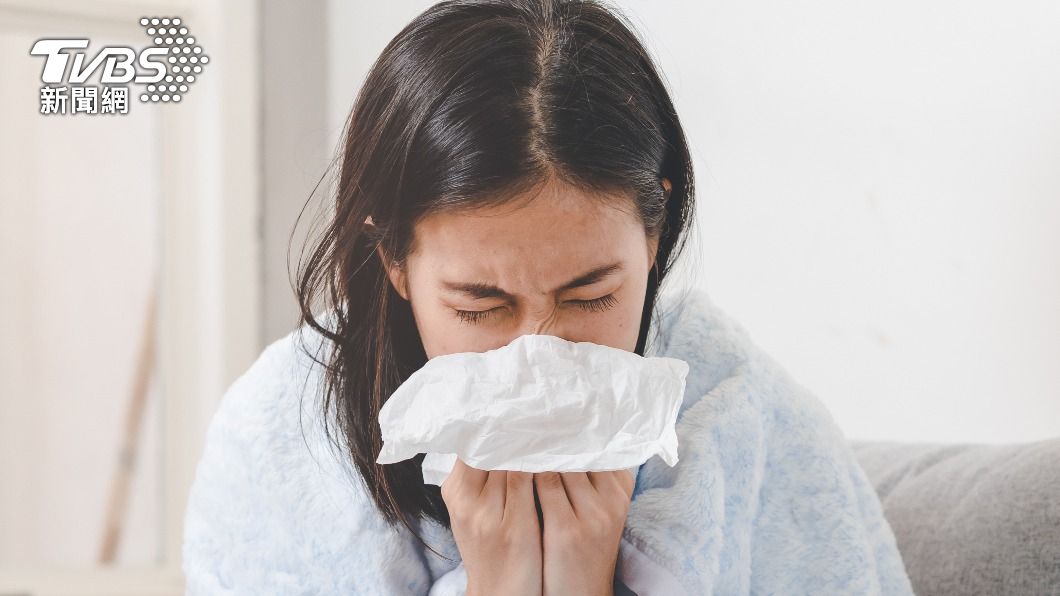 新冠肺炎影響大多數人的生活。(示意圖,非當事人/shutterstock達志影像)
