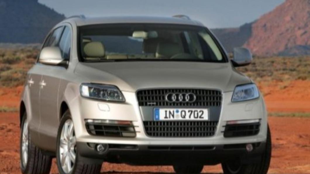 周潤發對於Audi Q7十分有愛。(圖/ Audi)