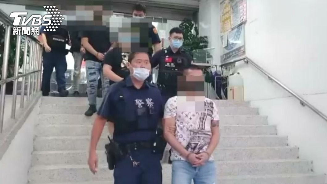 犯嫌遭警方移送。(圖/TVBS)