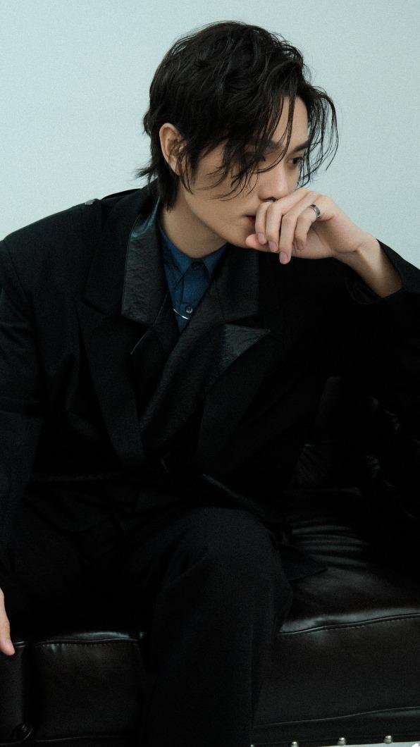 年僅27歲的裘德外型相當帥氣。(圖/翻攝自裘德微博)