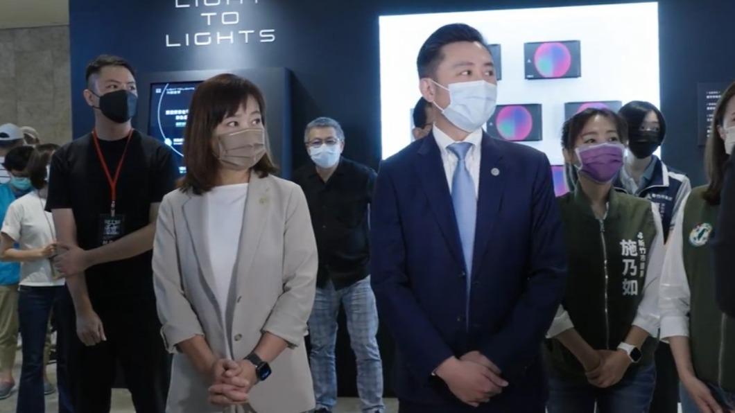林智堅、沈慧虹今天一同出席新竹光臨藝術節專書發表會。(圖/新竹市政府提供)