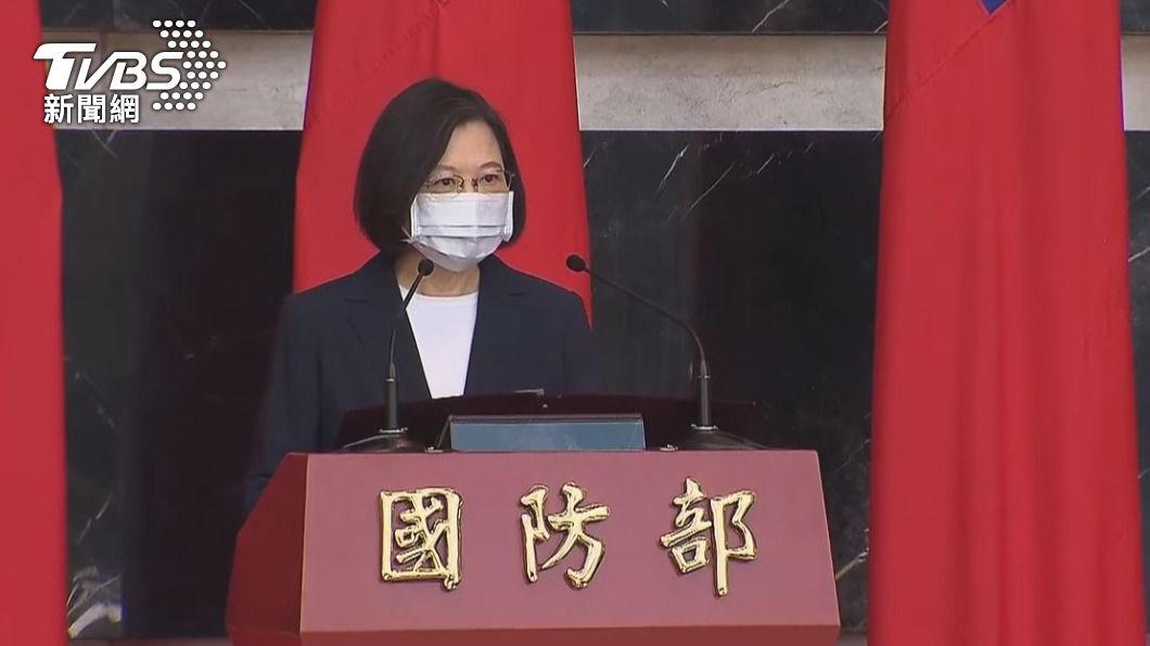 主持國軍將官晉升 蔡英文:因應疫情、國際局勢不能鬆懈