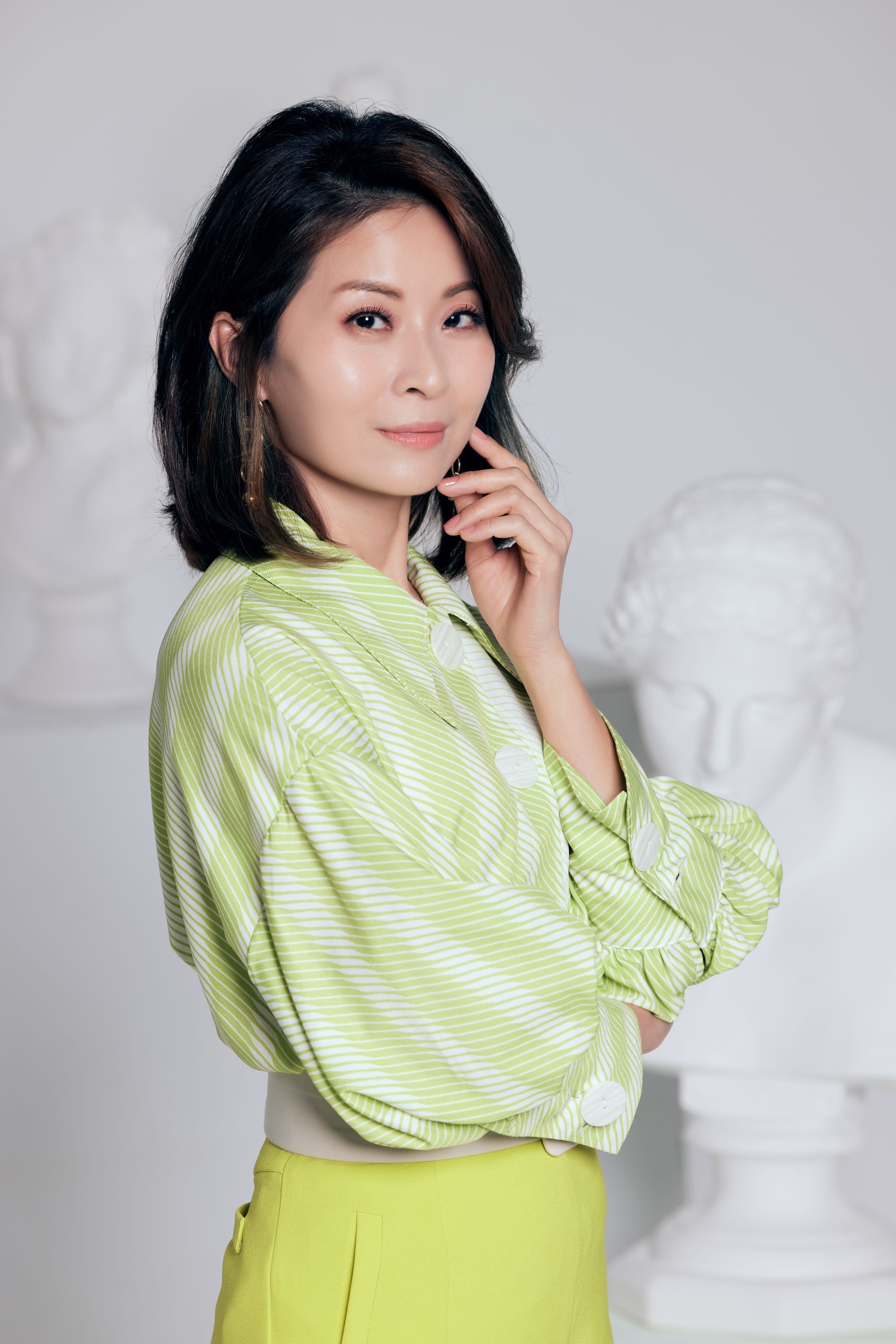 林姍推出台語專輯《有感覺才做夥》。(圖/豪記唱片提供)