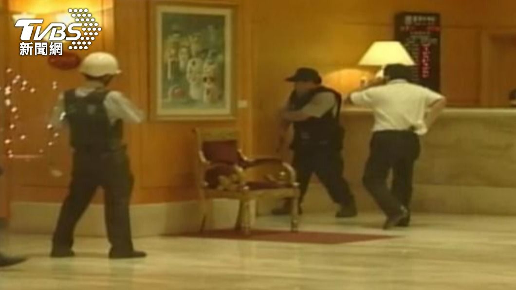 2006高雄麗尊酒店警匪駁火案。(圖/TVBS資料畫面)