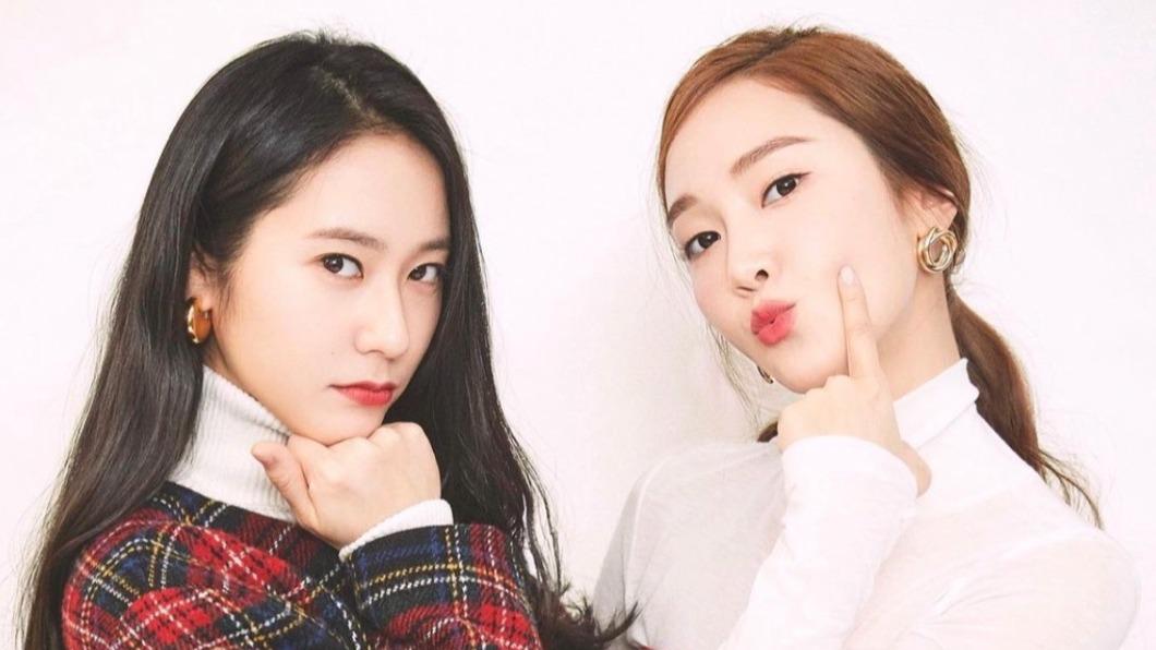 Jessica（右）與妹妹krystal兩人感情深厚。（圖／翻攝IG:jessica.syj)