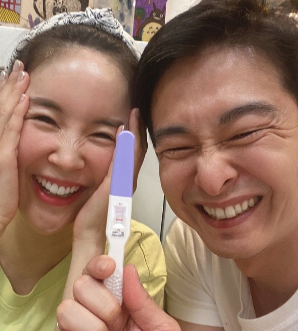 張英蘭2週前和老公開心宣布懷第三胎的喜訊。(圖/翻攝自jangyoungran0919 IG)
