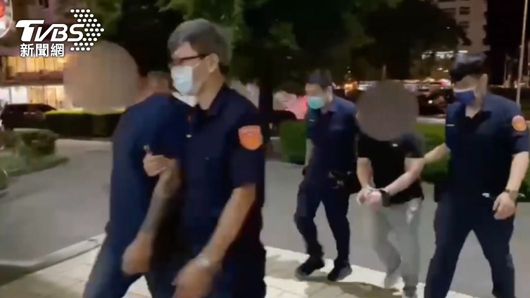 逮捕駕駛和友人。(圖/TVBS)