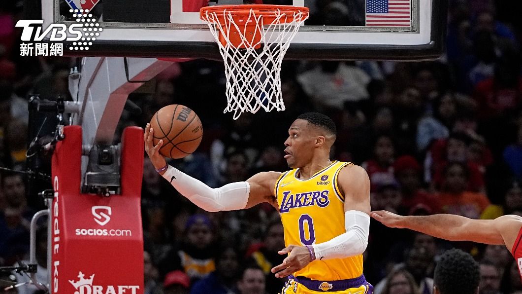 本季表現水土不服的衛斯布魯克(Russell Westbrook)是湖人的交易籌碼。(圖/達志影像美聯社)