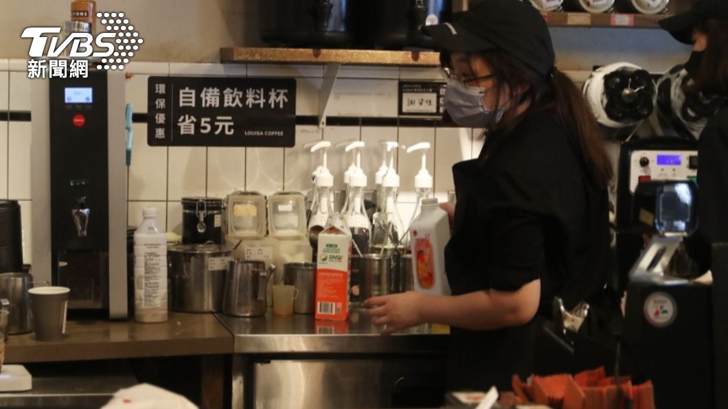 7月起自備飲料杯優惠5元 民眾有意願省錢做環保