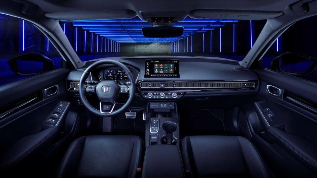 新一代Civic採用水平的中控佈局。(圖/翻攝自Honda)