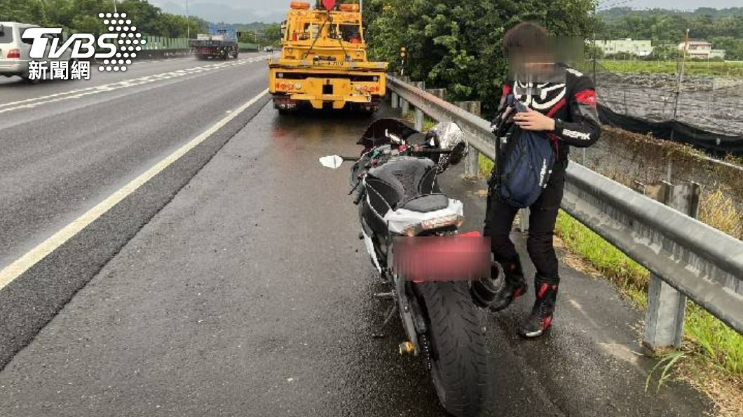 94要上國道!大型重機爭路權 自拍狂飆10公里挨罰