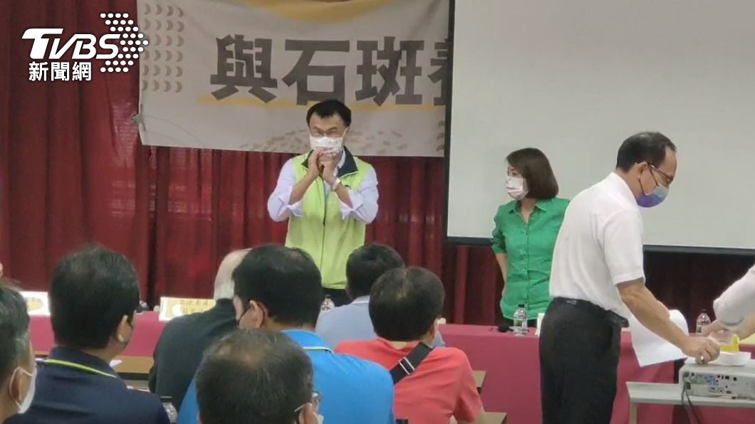 陳吉仲今天回屏東舉辦座談會。(圖/TVBS)